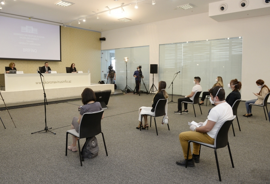 Se recomienda a los empleados y periodistas de los sitios de noticias que trabajen en casa