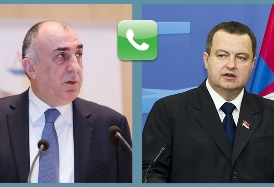 Telefonat der Außenminister: Aserbaidschan und Serbien
