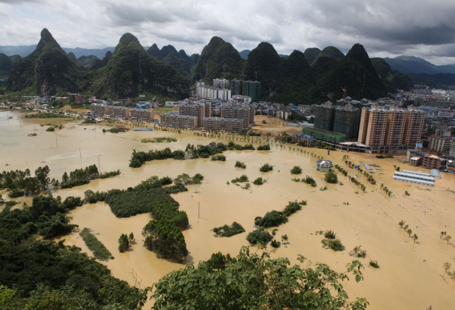 Çində 1,7 milyondan çox sakin şiddətli yağışlardan zərər görüb VİDEO