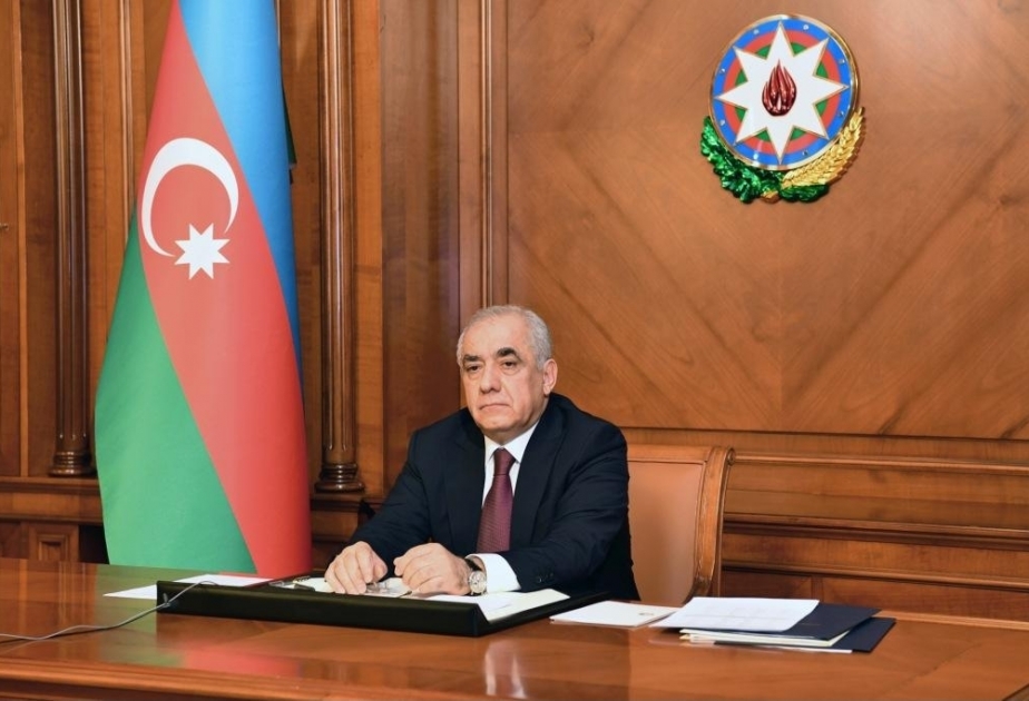 Premierminister Ali Asadov gratuliert seinem neuen belarussischen Kollegen