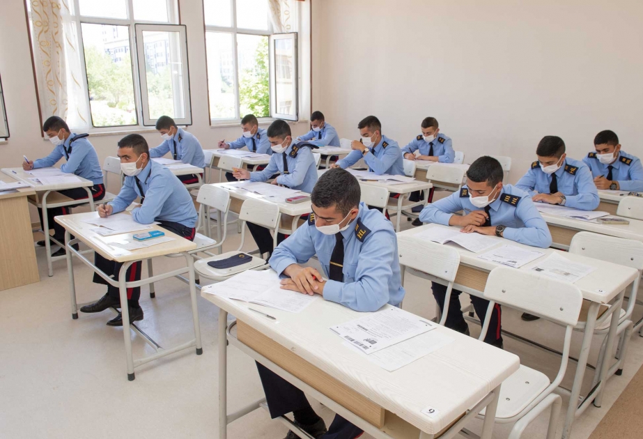 Heydər Əliyev adına Hərbi Liseyin kursantları üçün buraxılış imtahanı keçirilib