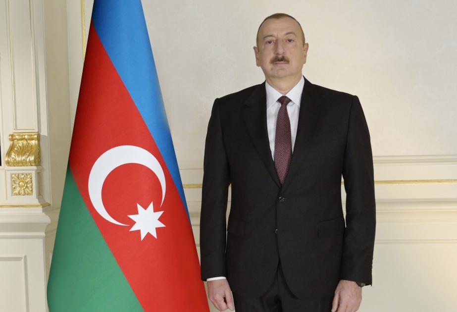 Le président Ilham Aliyev félicite son homologue russe à l’occasion de la fête nationale de son pays