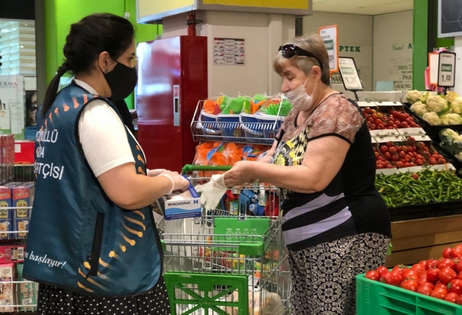 Qida Təhlükəsizliyi Agentliyinin könüllü qida nəzarətçiləri koronavirusla mübarizə tədbirlərinə qoşulublar