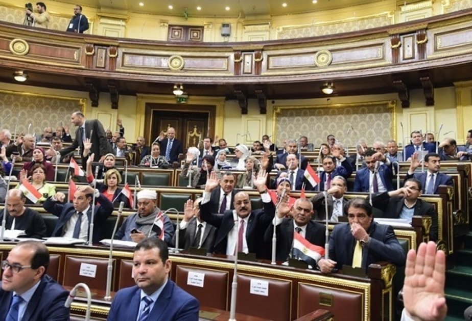 Misir parlamentində deputat yerlərinin 25 faizi qadınlardan ibarət olacaq