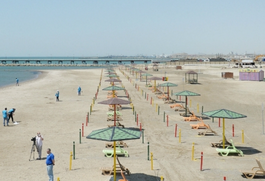 Se inaugura una playa pública ejemplar en Bakú