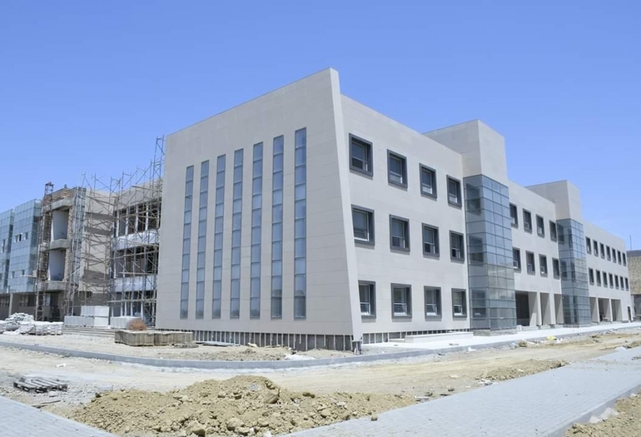 La construcción del Hospital Central del Distrito de Absherón está a punto de terminar