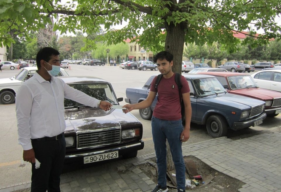 Kürdəmirdə 100 gəncə tibbi maska, əlcək və tibbi spirt paylanılıb
