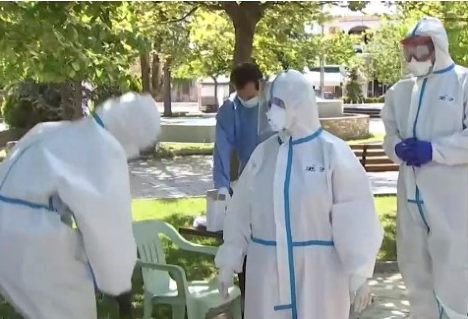 Koronavirusun sürətlə yayılmasına görə Yunanıstanın bir qəsəbəsi tam təcrid edilib