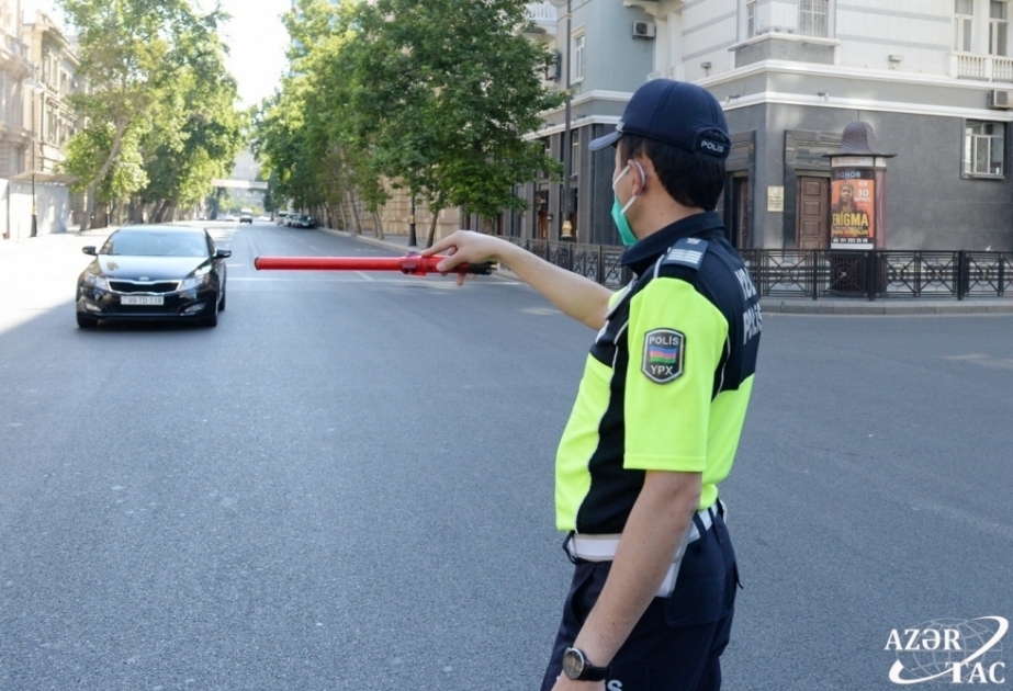 Kamran Əliyev: Polis-karantin postlarında vətəndaşların hərarətinin ölçülməsi mümkündür