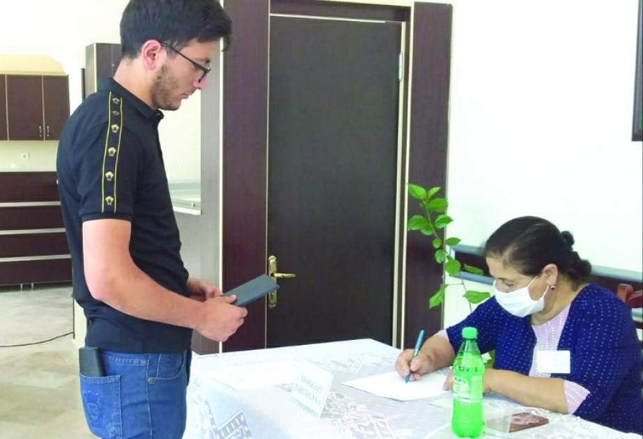 Şahbuz rayonunda keçirilən əmək yarmarkasında 20 nəfərə işə göndəriş verilib