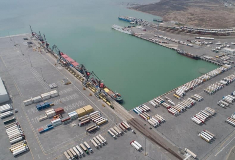 Daha 33 nəfər Bakı Limanından Qazaxıstana yola salınıb