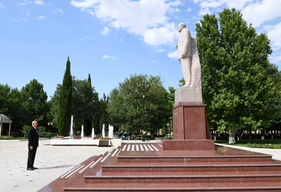 Ilham Aliyev llegó al distrito de Samuj