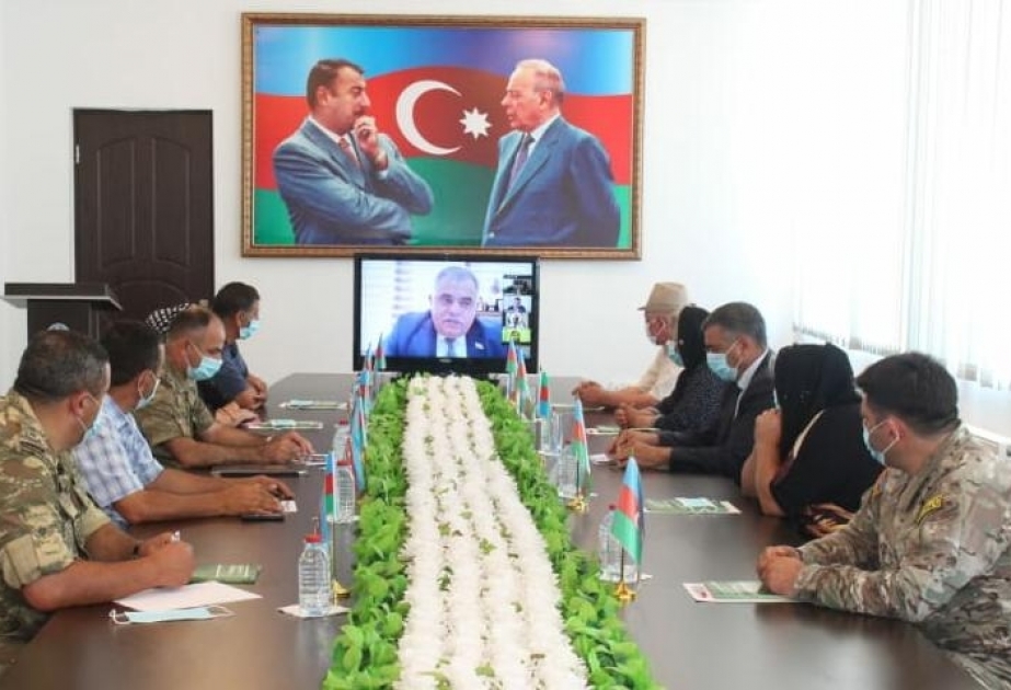 “Əsgərə xatirə kitabı” layihəsi çərçivəsində onlayn görüş keçirilib