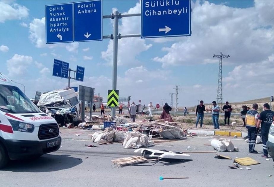 Türkiyədə altı nəfərin ölümünə səbəb olan ağır qəza baş verib