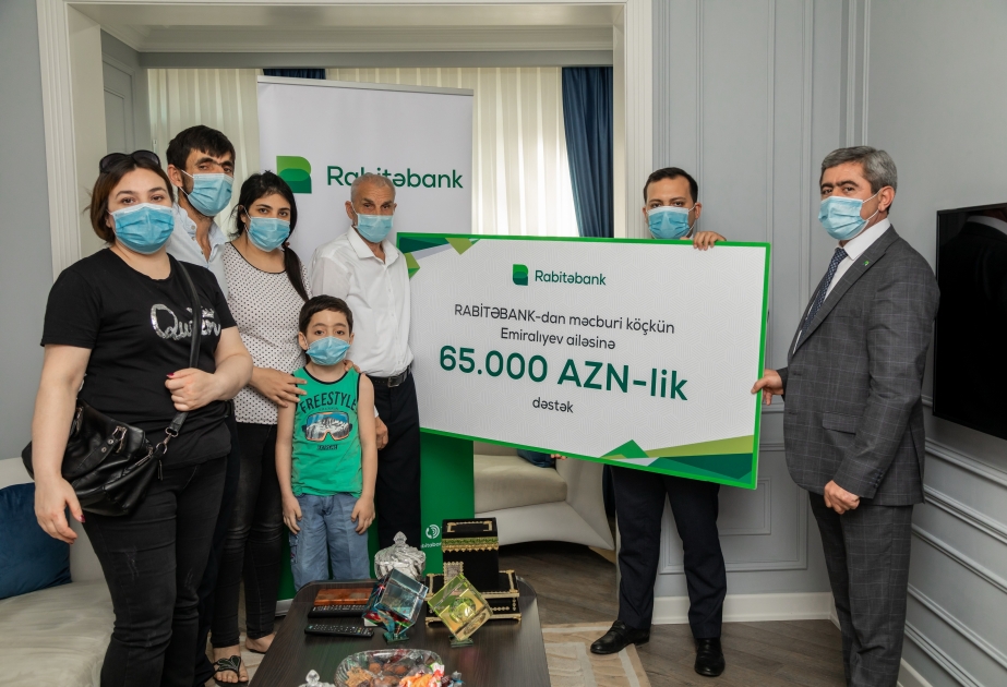 ®  “Rabitəbank”dan məcburi köçkün ailəsinə 65 min AZN yardım