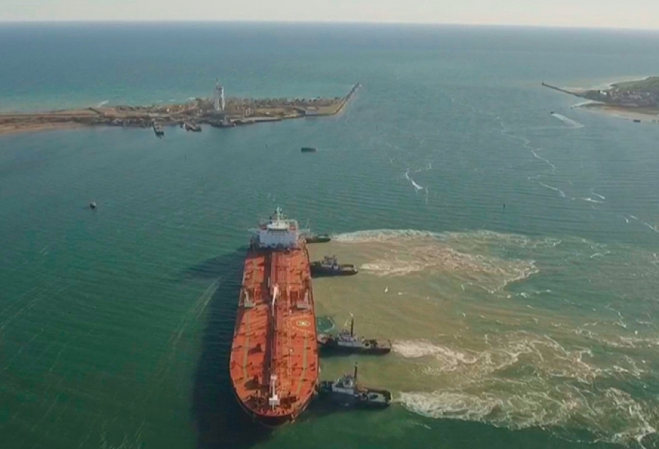 Belarusa göndərilən Azərbaycan neftini daşıyan tanker Odessa limanına çatıb
