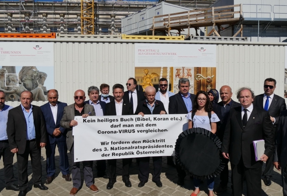 Avstriyada fəaliyyət göstərən QHT-lər islamofobiya xarakterli fikirlərinə görə vitse-spikerin istefasını tələb ediblər