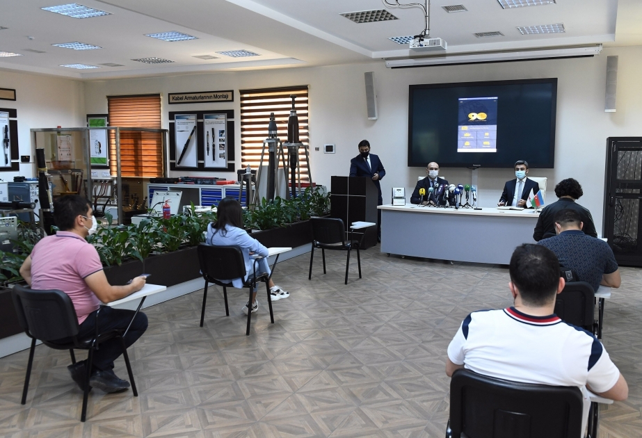 "أذرإيشيغ" للكهرباء: يمكن المستهلك شحن البطاقات الذكية دون الخروج من المنزل