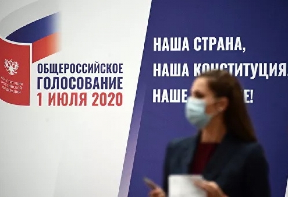 “Exit-poll”un ilkin nəticələrinə görə, rusiyalıların 71,2 faizi dəyişikliklərə “hə” deyib