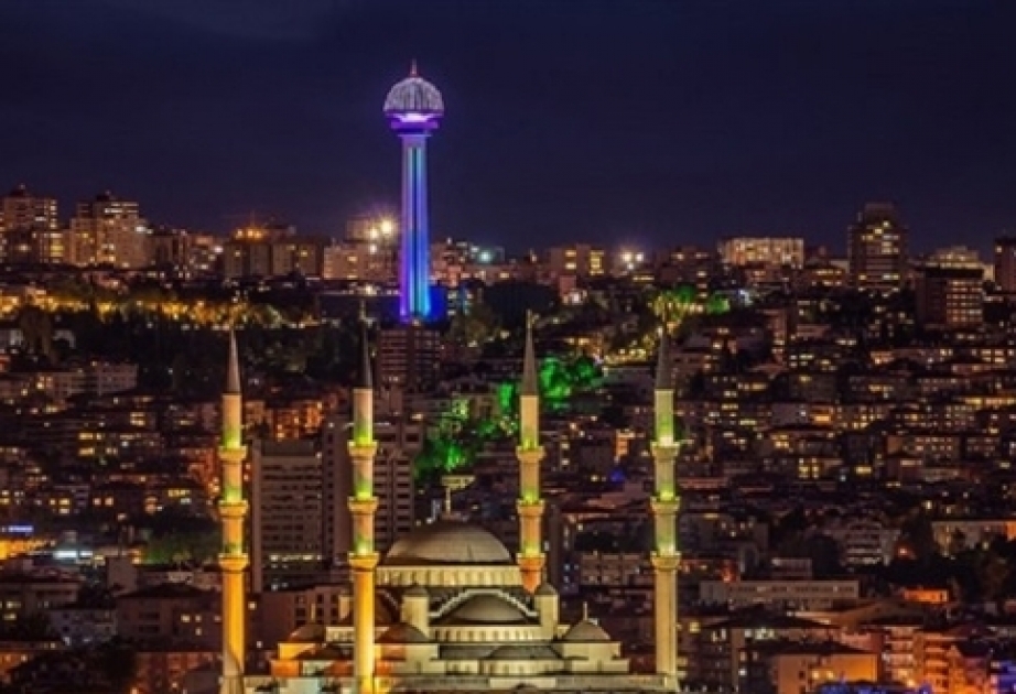 Ankarada bütün toplantıların keçirilməsi qadağan olunub