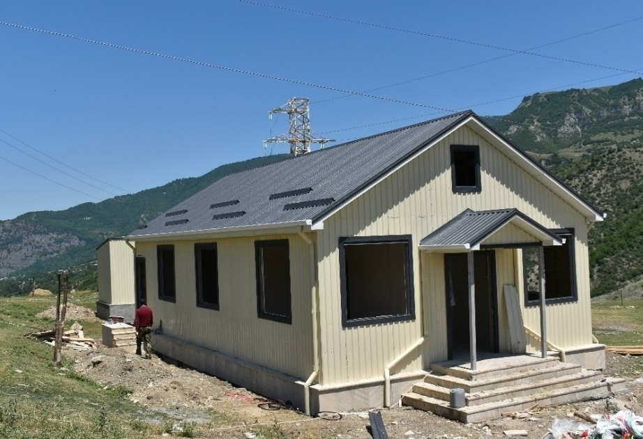 库巴偏远村庄将建板房校舍