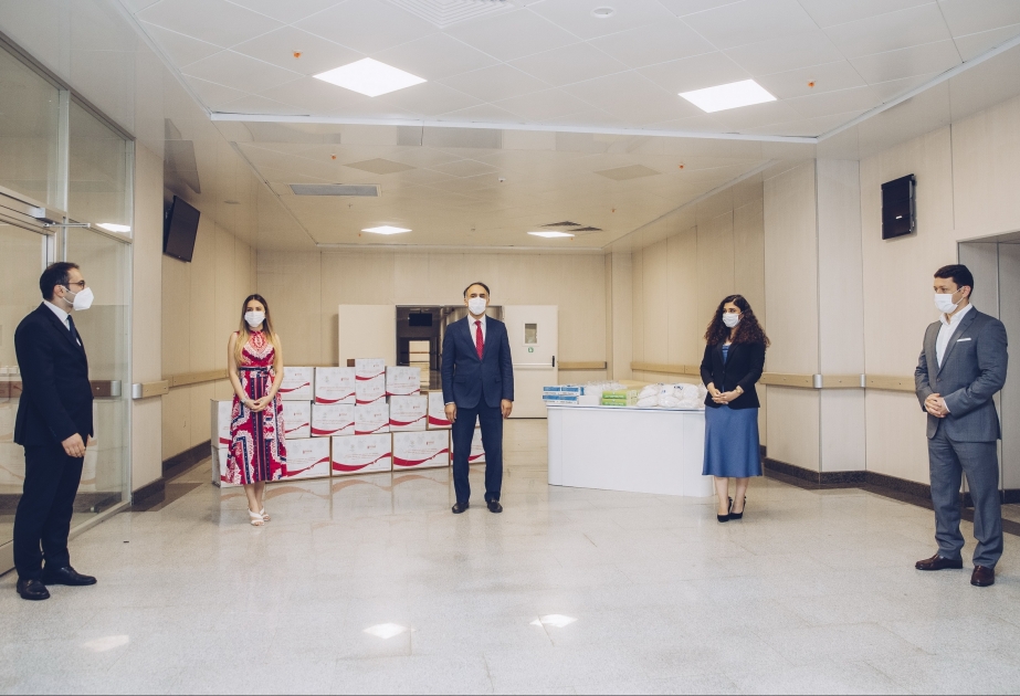 “Birlikdəyik” layihəsi çərçivəsində tibb işçilərinə dəstək