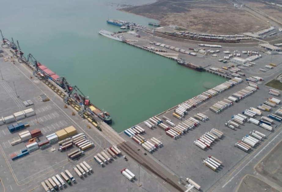 Daha 26 nəfər Bakı Limanından Qazaxıstana yola salınıb