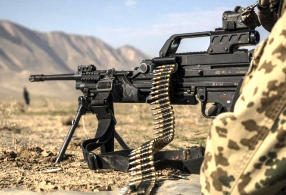 Stellungen der aserbaidschanischen Armee an verschiedenen Abschnitten der Front beschossen