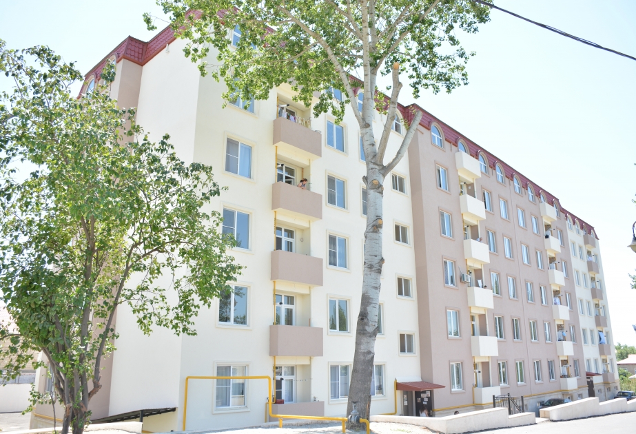 Şamaxıda çətin şəraitdə yaşayan altı ailə yeni mənzillərlə təmin olunub