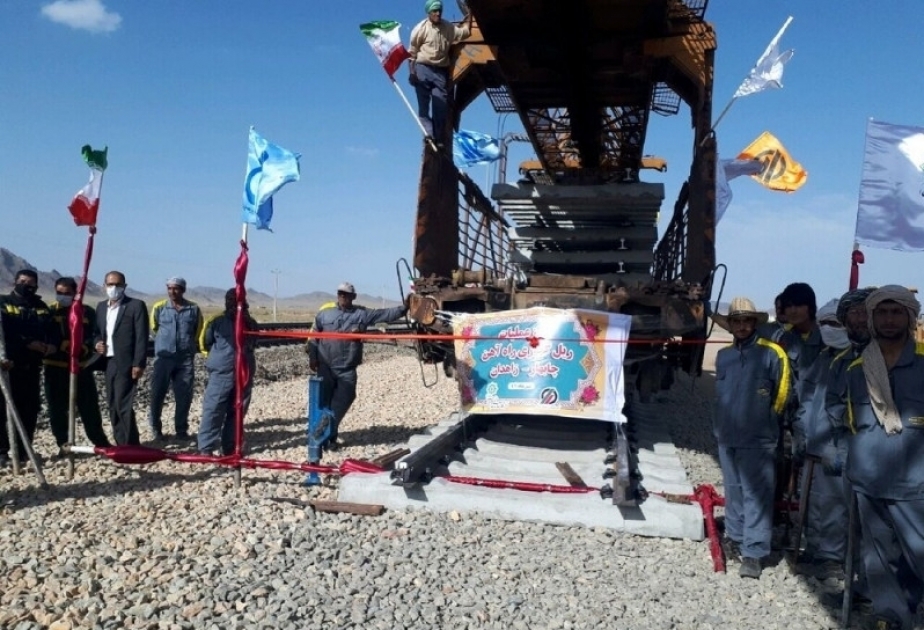 Irán inaugura el ferrocarril que transportará la carga a Europa a través de Azerbaiyán