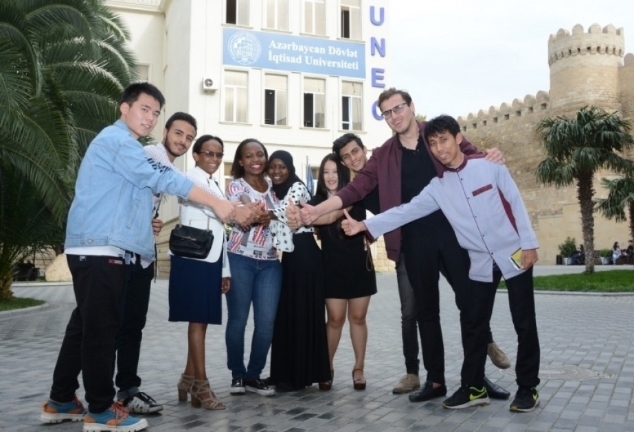 Admission of foreigners to UNEC at all levels of education continues