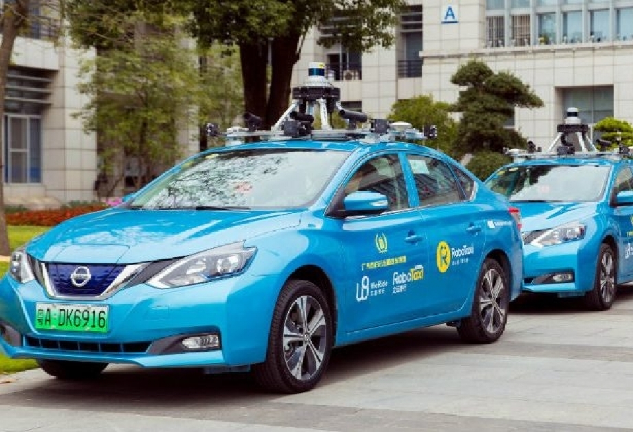 Çində ilk sürücüsüz taksinin sınaqları keçirilir