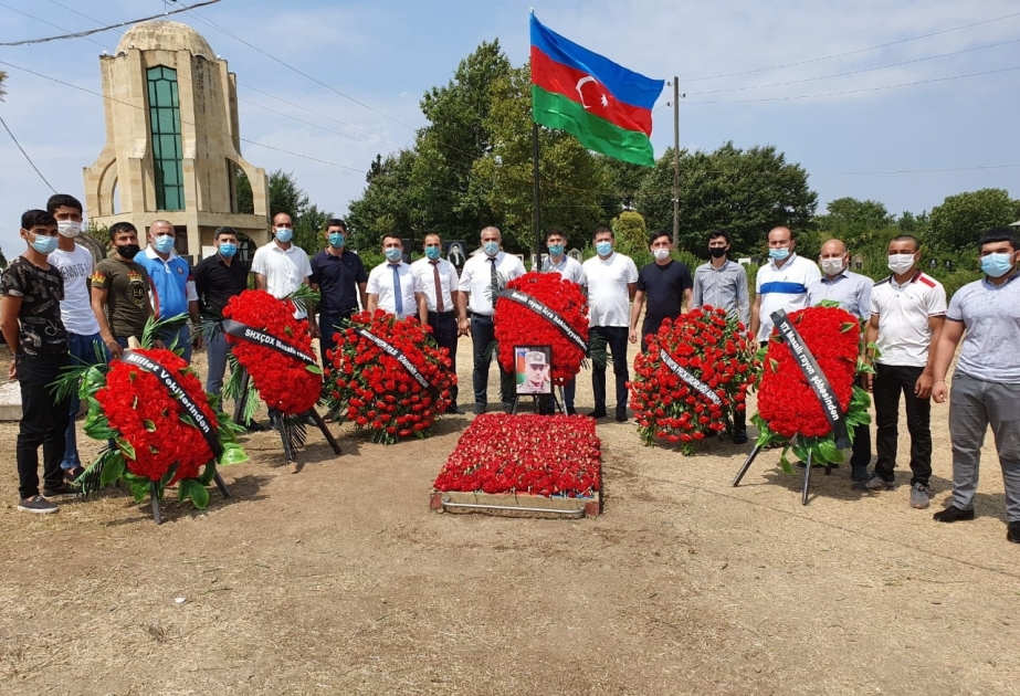 Masallı gəncləri şəhid mayor Anar Novruzovun məzarını ziyarət ediblər