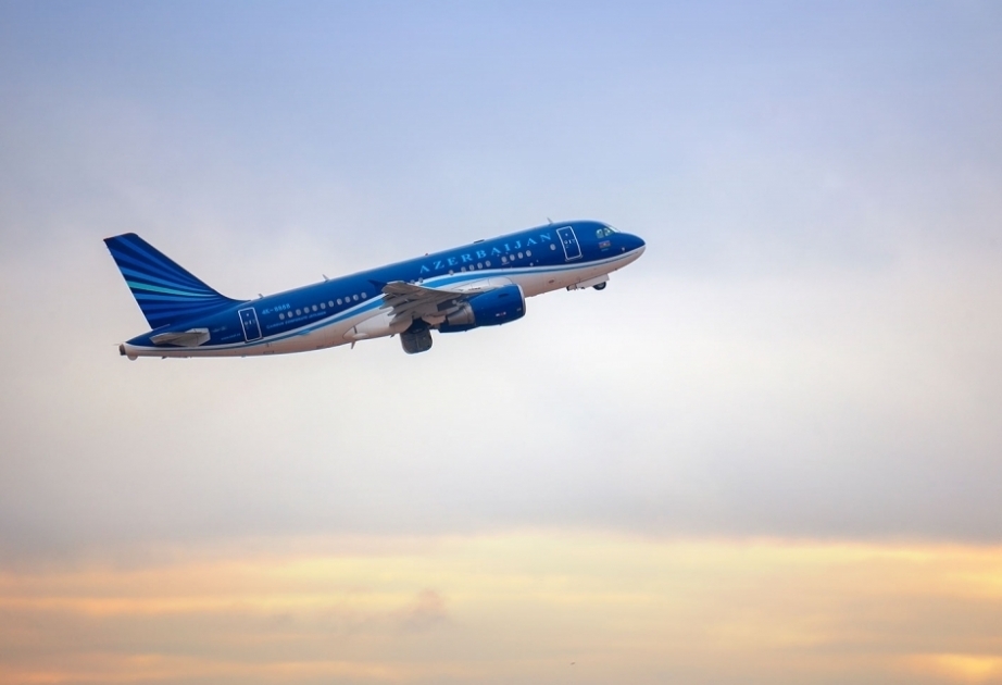 AZAL доставил из Ташкента на родину 159 граждан Азербайджана