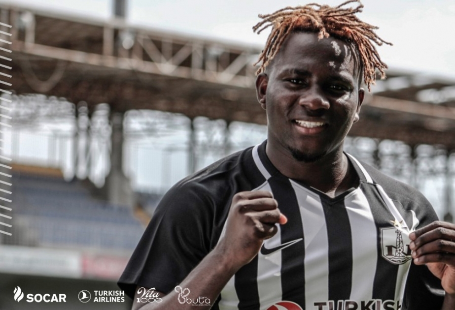 “Neftçi” nigeriyalı yarımmüdafiəçini transfer edib