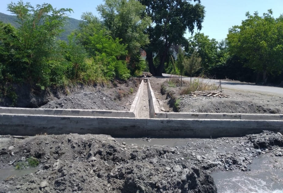 Altı ayda Qaxda 1300 metr dəmir-beton suvarma kanalları çəkilib