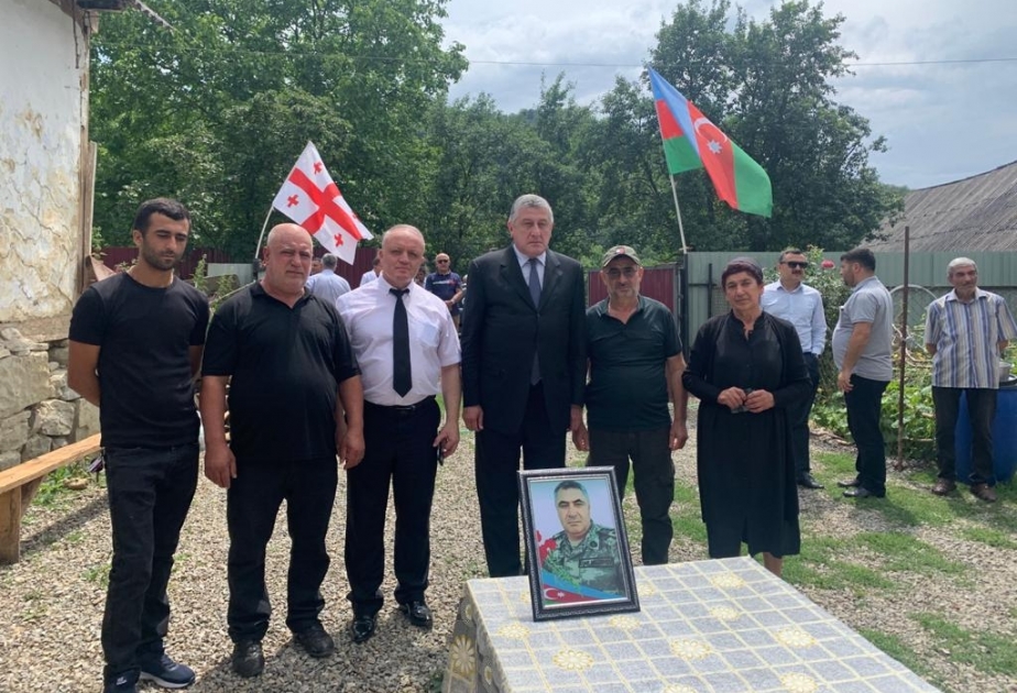 Azərbaycan səfiri şəhid polkovnik İlqar Mirzəyevin Gürcüstandakı ailə üzvlərinə baş çəkib