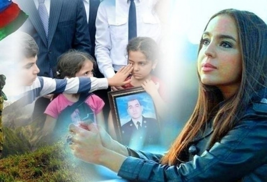 لدموع ذلك الصبي المحزون... – قصيدة الرثاء