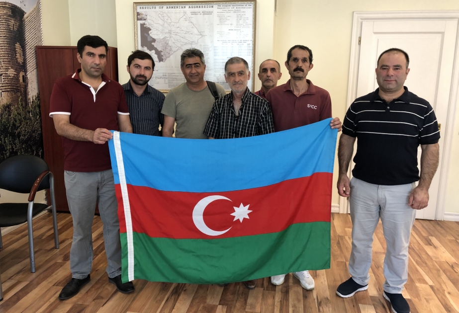 Latviyada yaşayan bir qrup soydaşımız Azərbaycan Ordusunda qulluq etmək üçün müraciət ediblərVİDEO ​