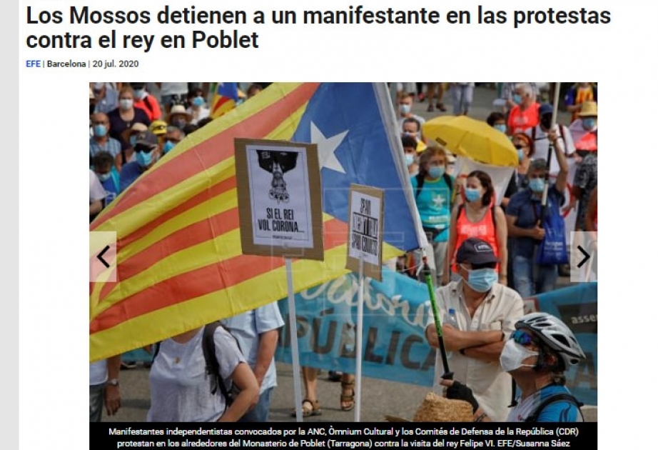 Los Mossos detienen a un manifestante en las protestas contra el rey en Poblet