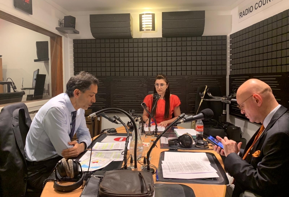 Fransadakı səfirimiz “Radio Courtoisie” radiosunda Azərbaycanın Tovuz rayonu istiqamətində erməni hərbi təxribatından danışıb