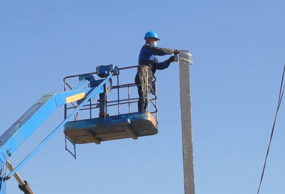 “Azərişıq” şimal rayonlarında elektrik enerjisi təsərrüfatını yeniləyir