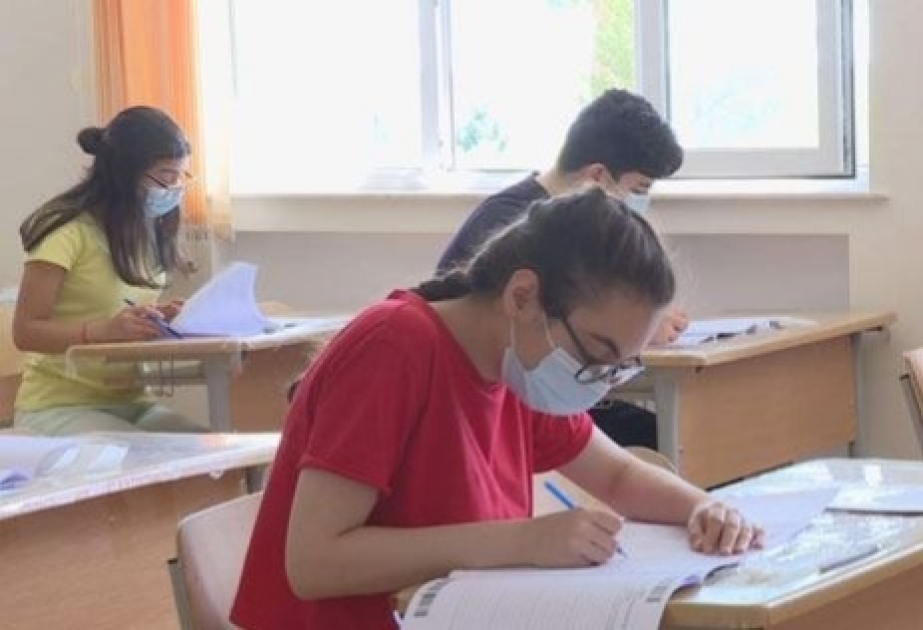 Bu gün 16 mindən çox şagird buraxılış imtahanı verəcək
