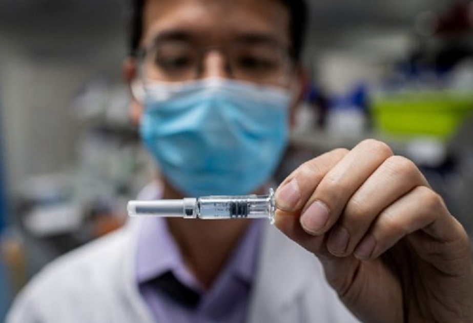 Le président indonésien a chargé des scientifiques de préparer un vaccin contre le coronavirus d'ici trois mois