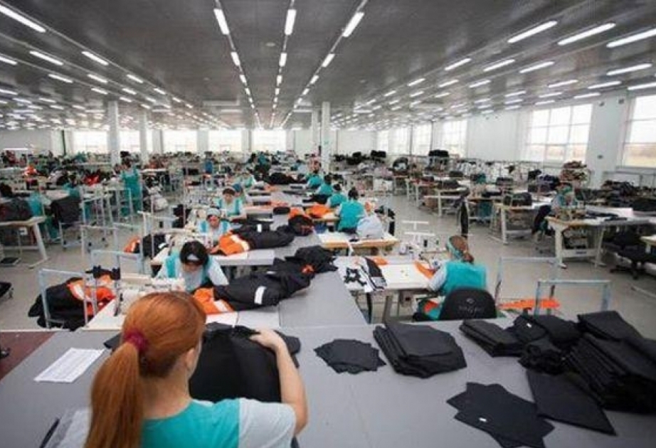 В текстильной, швейной и обувной отраслях было произведено продукции на 197,7 миллиона манатов