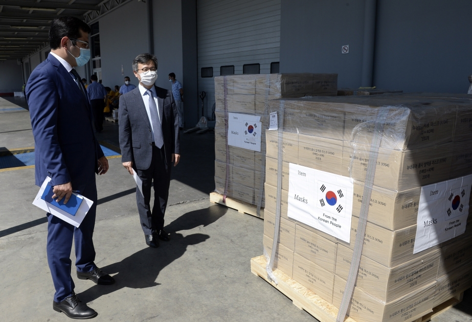 韩国为阿塞拜疆提供35万只防护口罩
