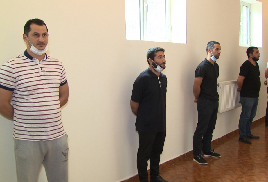 Bakıda ictimai qaydanın kobud şəkildə pozulması hallarına yol verən daha bir qrup şəxs barəsində həbs qətimkan tədbiri seçilib VİDEO