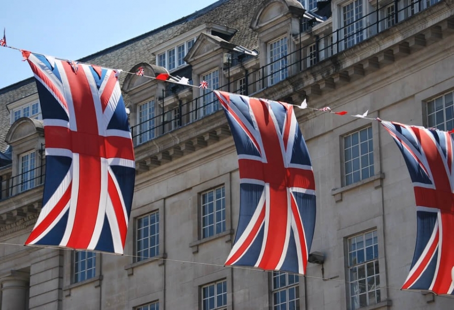 Britaniya vergi bəyannamələrinin elektron formada təqdim edilməsinə hazırlaşır
