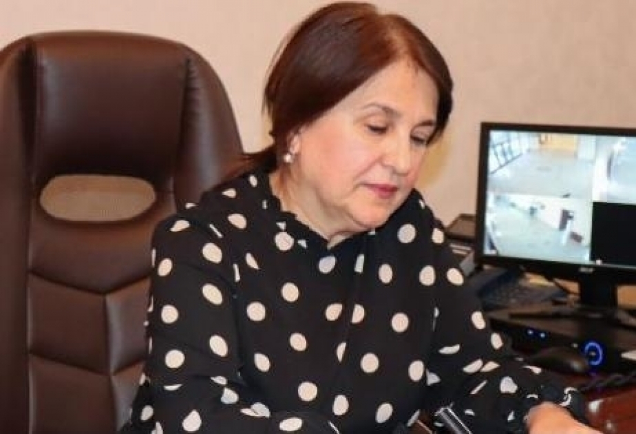 ¿Cómo se realiza el tratamiento de los pacientes con COVID-19 en Azerbaiyán?