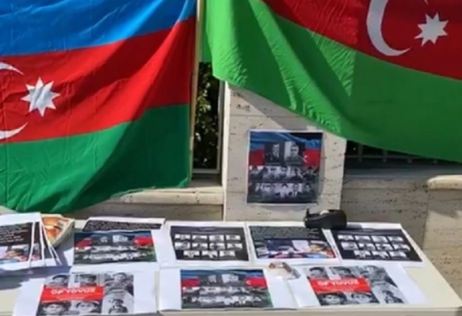 Sidneydə yaşayan azərbaycanlılar Ermənistanın təxribatına qarşı dinc aksiya keçiriblər
